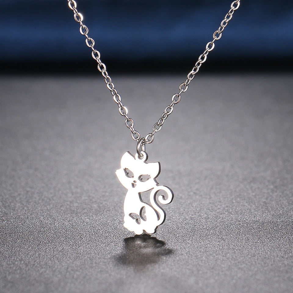 колие с коте подарък