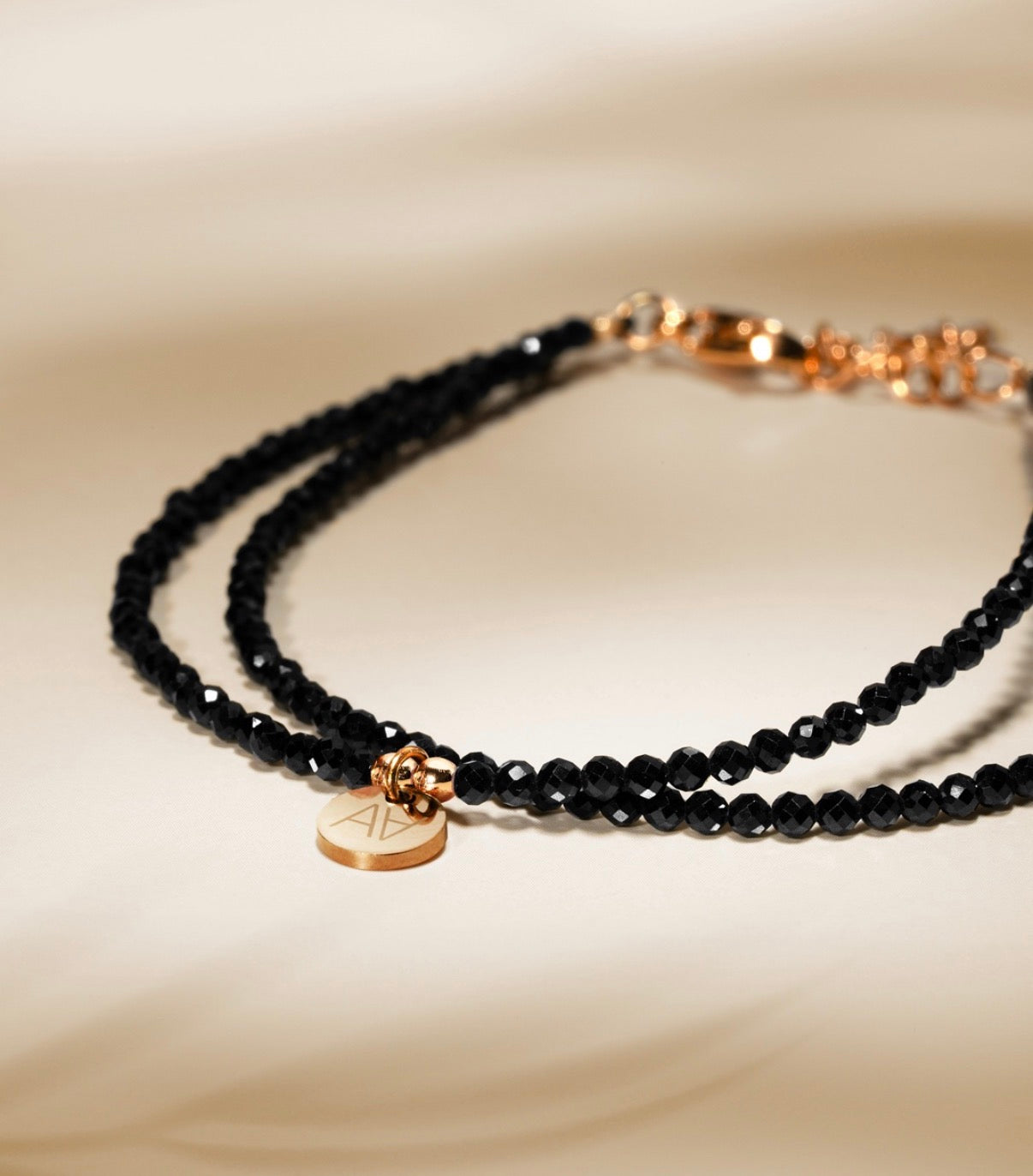 Двойна гривна с черен турмалин подарък