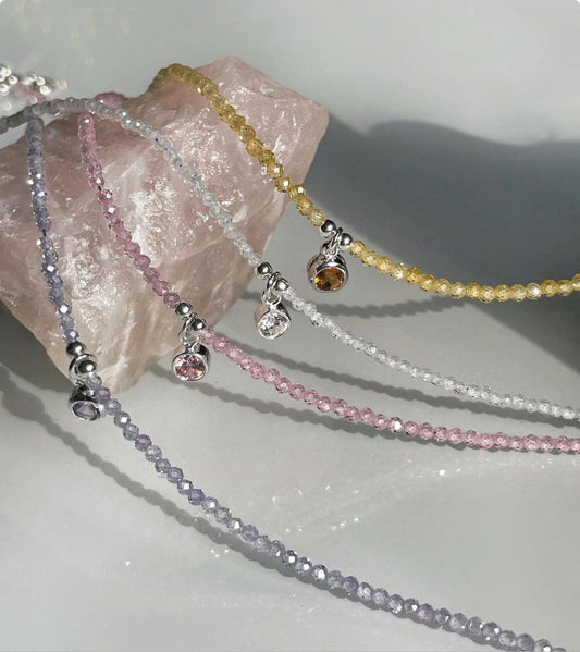 Чокър от естествен камък и цирконий подарък